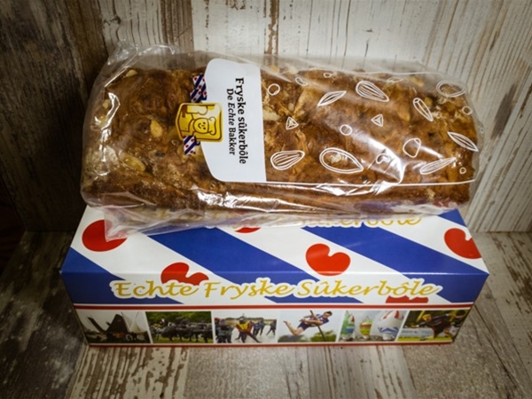 Suikerbrood in Fryske doos met boter